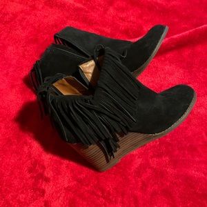 Lucky Brand Fringed Booties